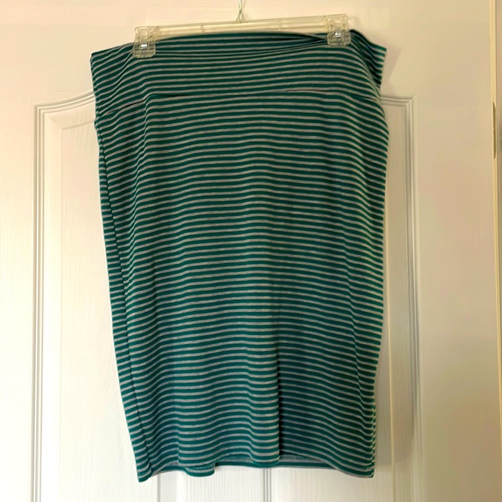 LuLaRoe pencil skirt
